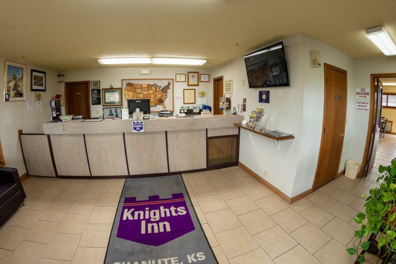 Knights Inn - Chanute Dış mekan fotoğraf